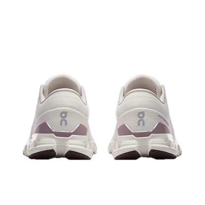ON CLOUD X 4 WOMEN