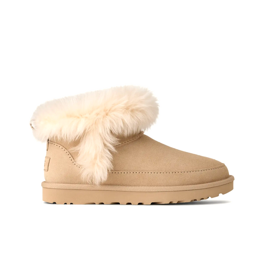 UGG CLASSIC ULTRA MINI CHALET BOOT WOMEN
