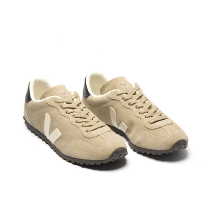 VEJA GT LEATHER SNEAKER WOMEN